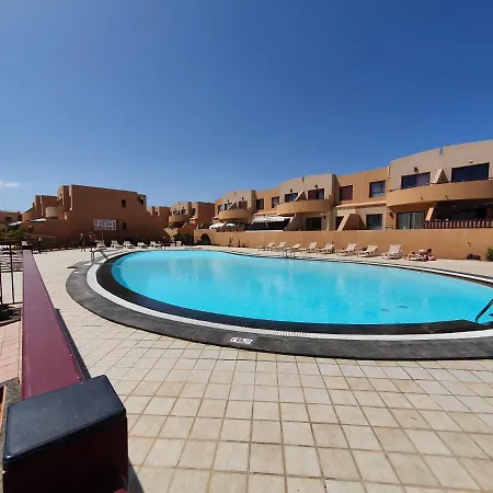 아파트 Allamanda 칼레타데푸스테